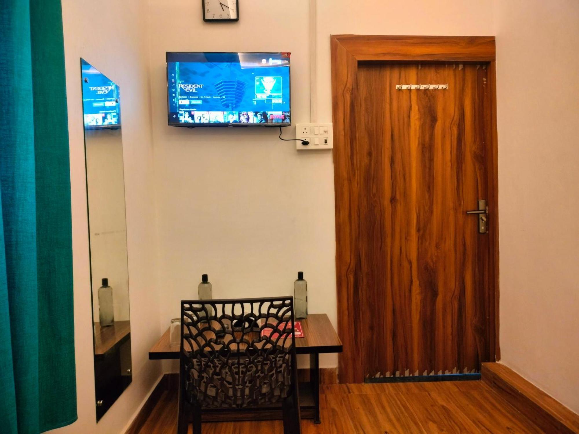Kishan Home Stay Mathura Exterior photo