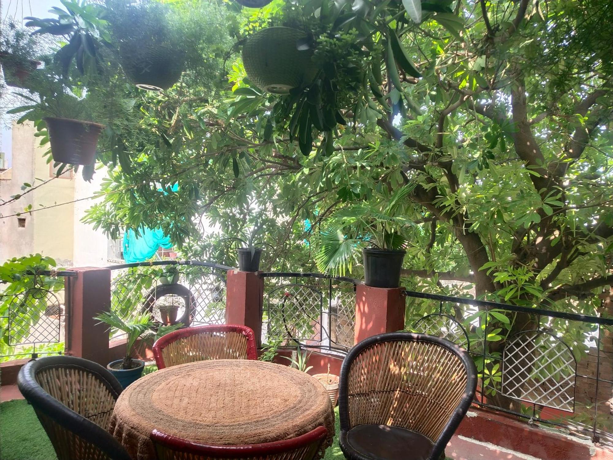 Kishan Home Stay Mathura Exterior photo